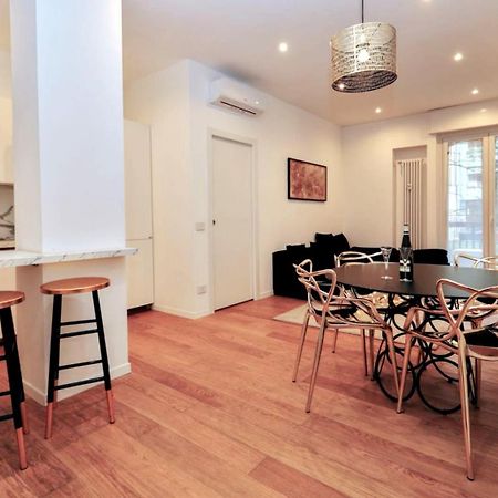 Cozy Apartment Between Sempione, City Life And Mico ! ミラノ エクステリア 写真